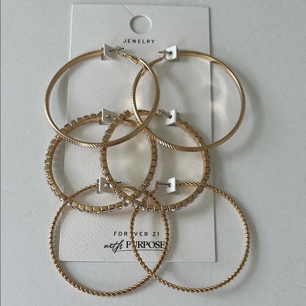 Forever 21 Gold Hoop Earrings Set